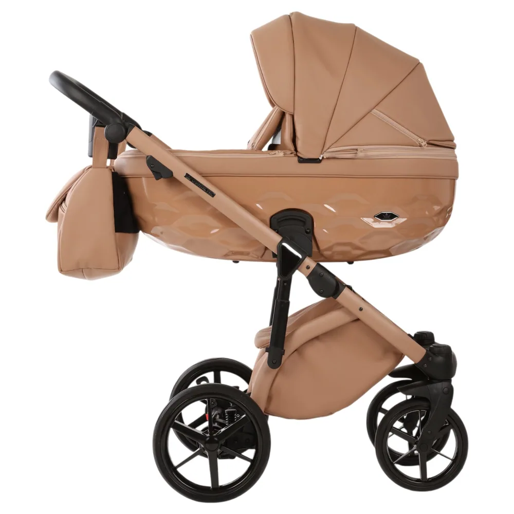 Коляска Adamex Chantal Pro Natura 2 в 1, цвет CN-5-CAMEL (карамельно-песочный)