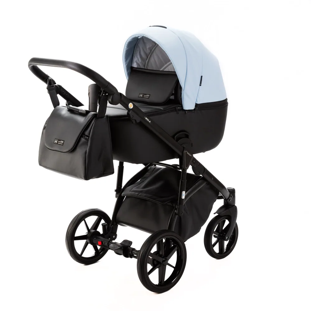 Коляска Adamex Nola Deluxe (100% кожа) 3 в 1, цвет SD-112 (нежно-голубой с чёрным)
